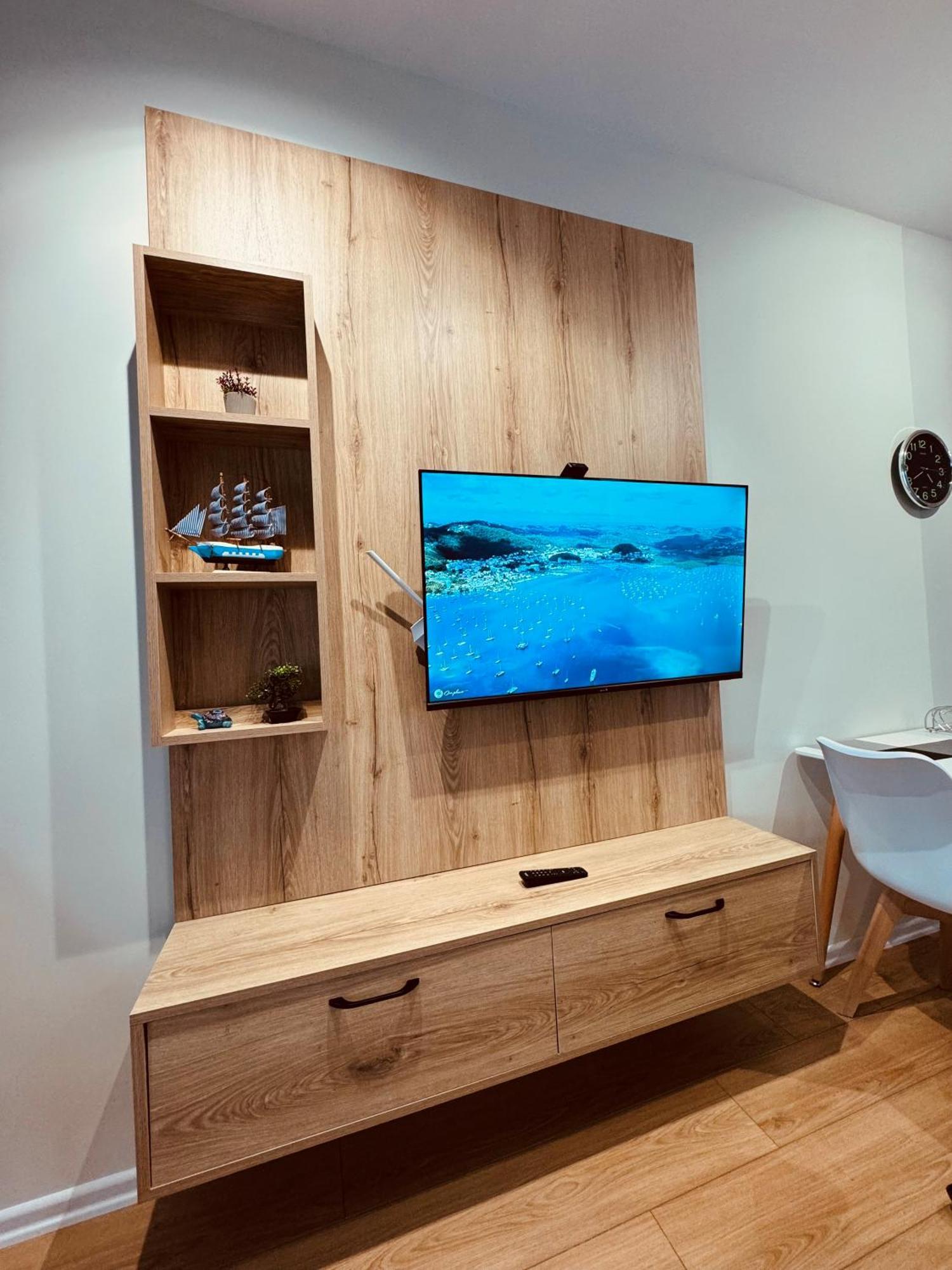 Blue Luxury Apartment Голем Екстериор снимка